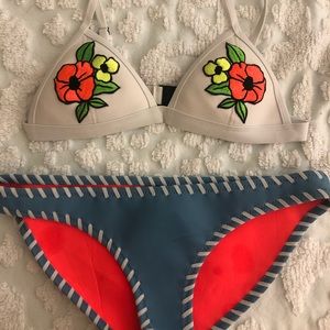 Floral Triangl bikini